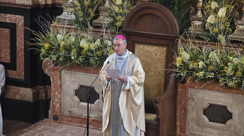 Bispo do Porto alerta para "o desespero e desânimo de tantos"