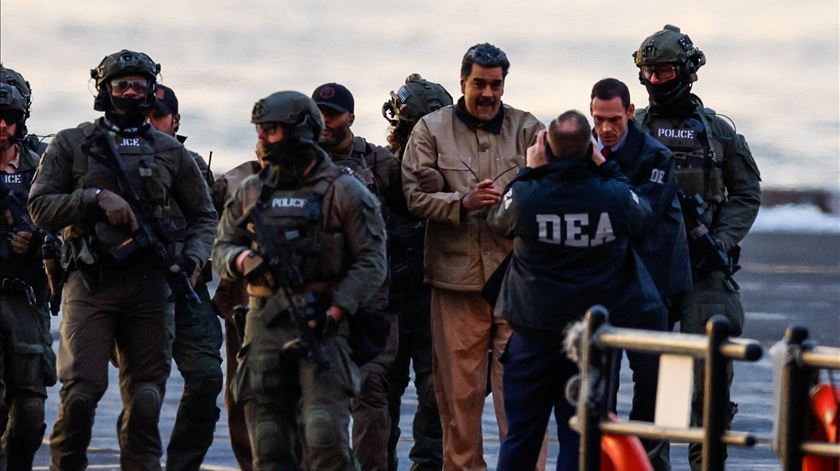 Maduro chega a tribunal de Nova Iorque para ser ouvido pela primeira vez