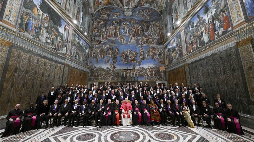 Papa ao corpo diplomático: “A guerra voltou a estar na moda"