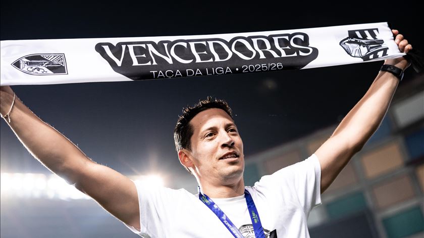 Taça da Liga "sabe a cerveja" e aos "anos de trabalho em condições precárias"