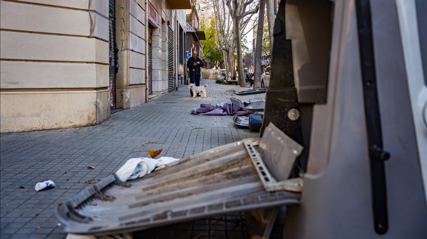 Um morto e mais de 80 feridos na Catalunha por "vento excecional"