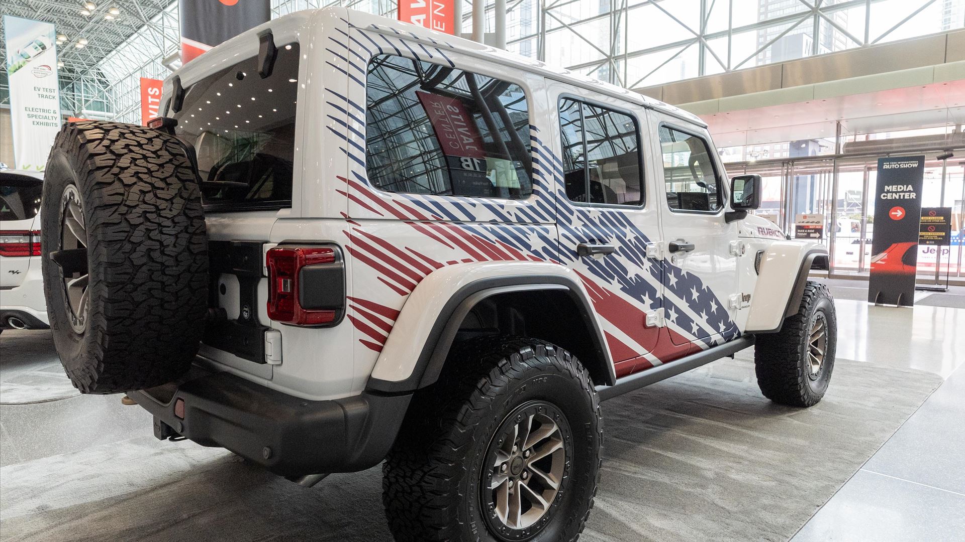 Mais de 1.3 milhões de carros Jeep recolhidos por 