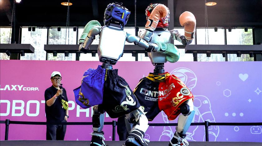K-Pop e Robots. Parque temático mete androides a dançar e a lutar em Seul. Foto: Matrix Images/Jung Ui-Chel via Reuters Connect