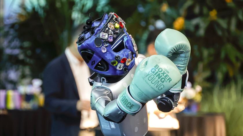 K-Pop e Robots. Parque temático mete androides a dançar e a lutar em Seul. Foto: Matrix Images/Jung Ui-Chel via Reuters Connect