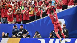 Crónica. Jogadores à volta da bola e Cristiano Ronaldo a olhar para a baliza, Portugal chegou ao Mundial