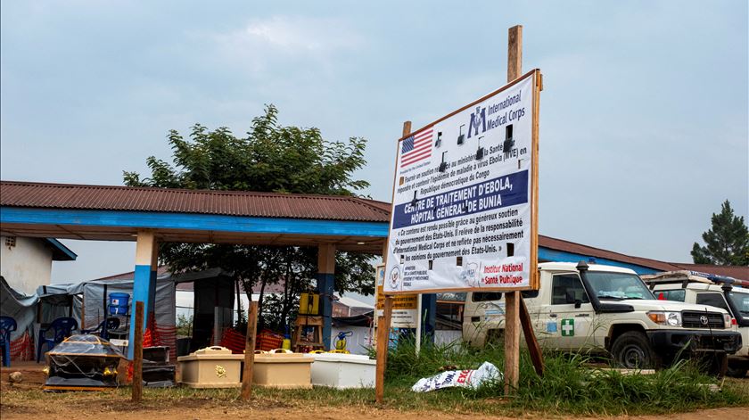 Surto de Ébola na RD Congo já fez 648 mortos