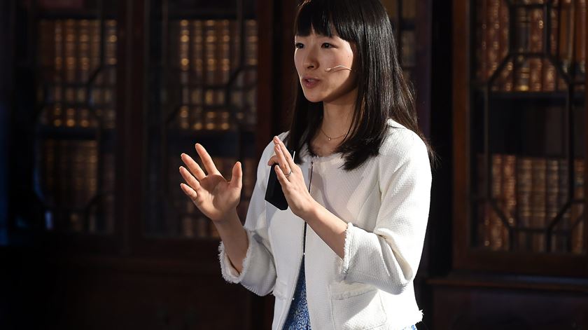 Marie Kondo. Rainha da organização desiste de ser arrumada