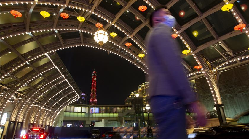 Macau encerra cinemas, teatros e casinos para evitar surto de Covid-19