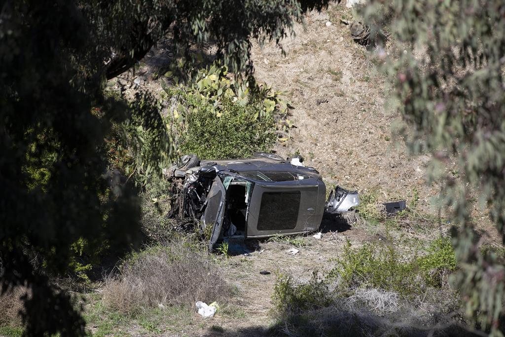 Veja como ficou o carro de Tiger Woods após grave acidente Veja como ficou o carro de Tiger Woods após grave acidente