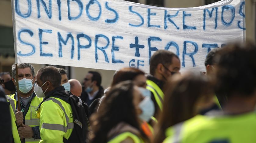 Groundforce em greve no fim de semana