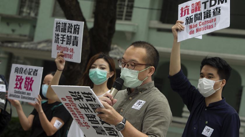 Canal de Macau em português retira reportagem sobre Tiananmen do telejornal