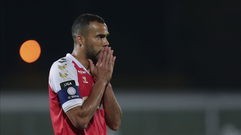 Fransérgio deixa Marítimo para regressar ao Brasil e cuidar do filho autista Fransérgio deixa Marítimo para regressar ao Brasil e cuidar do filho autista