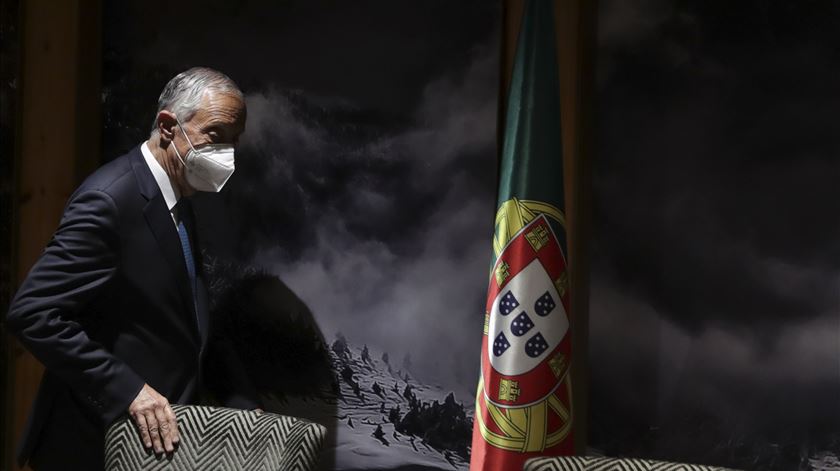 Presidente ouve partidos sobre possível fim do estado de emergência