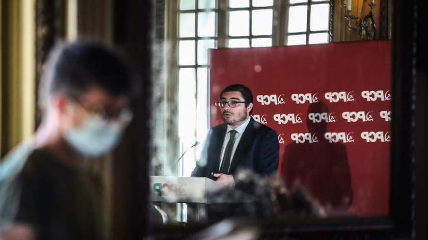 PCP apresenta propostas sobre fim das moratórias e aumento dos preços dos combustíveis
