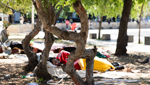 Risco de pobreza afeta 1,7 milhões em Portugal. 300 mil são crianças