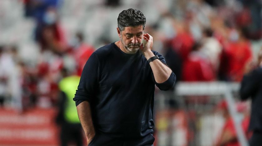 Rui Vitória associado a interesse do Valencia