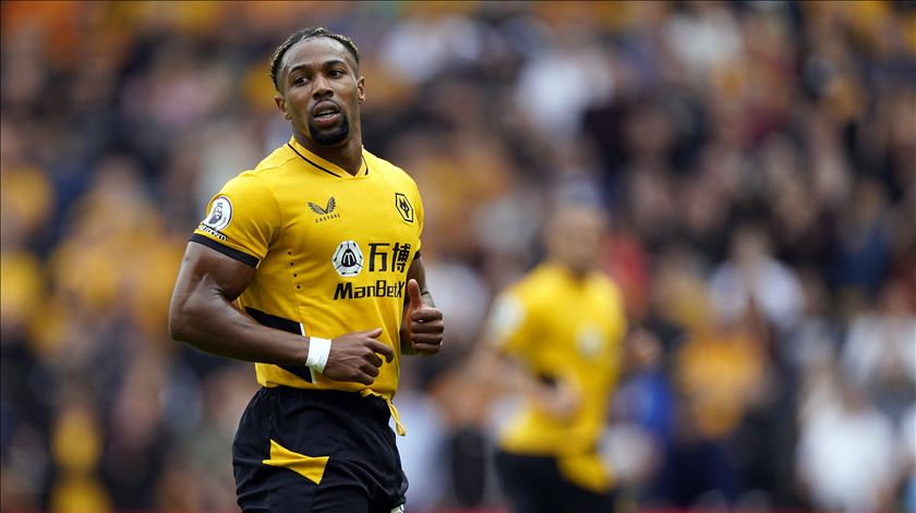 Adama Traoré prepara-se para rumar ao Tottenham. Foto: Tim Keeton/EPA