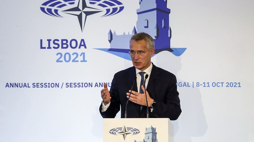 China e Rússia são os grandes desafios para a NATO