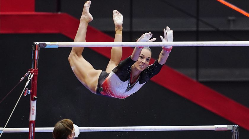 Filipa Martins em quarto lugar na final de paralelas assimétricas da Taça do Mundo