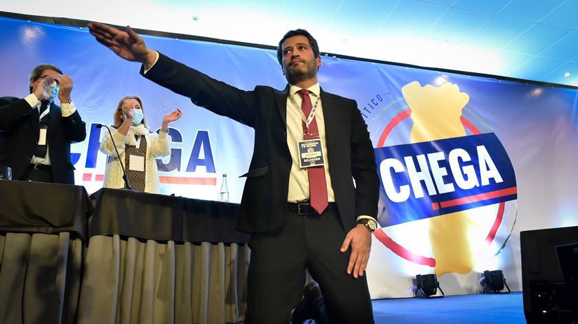 Chega/Congresso: "Deus, Pátria, Família e Trabalho, é nisso que acreditamos", diz Ventura Chega/Congresso: "Deus, Pátria, Família e Trabalho, é nisso que acreditamos", diz Ventura