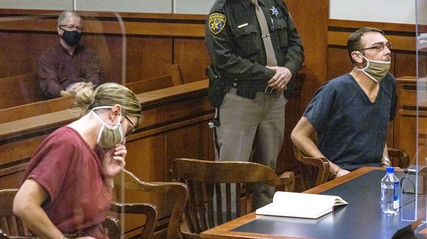 Pais de atirador condenados a penas entre 10 e 15 anos de prisão