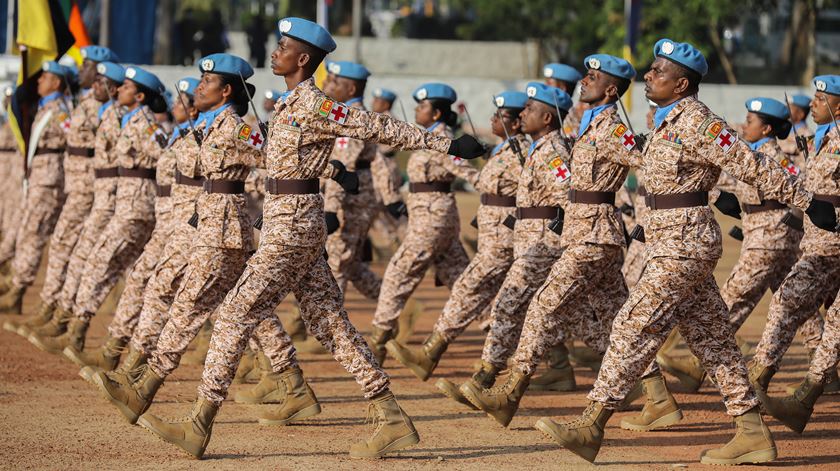 Missão da ONU no Mali deixa base antes do previsto devido a tensão na região