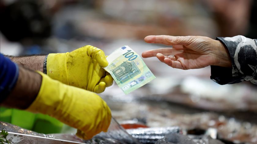 Economia não é um tema apetecível para o combate político Economia não é um tema apetecível para o combate político