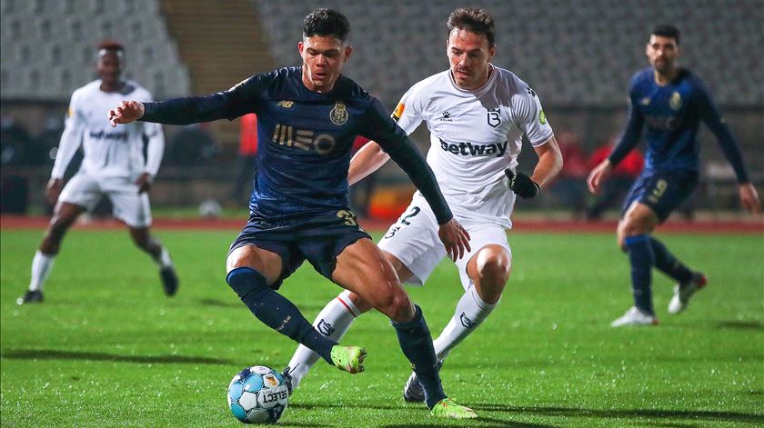Adaptação e tempo de jogo são as chaves do sucesso de Evanilson no FC Porto Adaptação e tempo de jogo são as chaves do sucesso de Evanilson no FC Porto