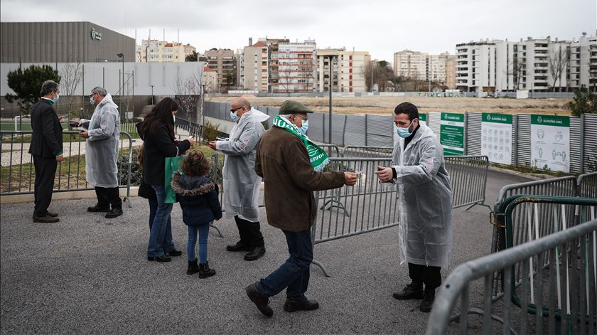Urnas encerradas nas eleições do Sporting. Votaram mais de 12 mil sócios