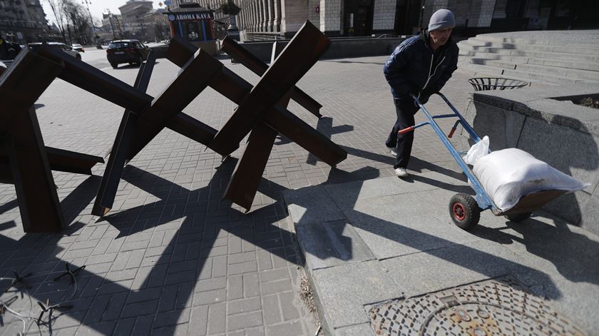Autarca de Kiev convida Papa para ir à capital ucraniana