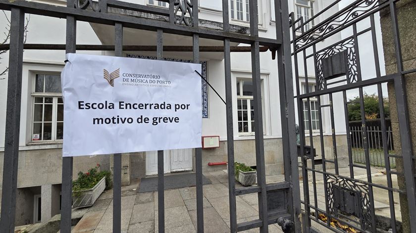 Greve geral pode custar entre "200 a 300 milhões de euros" ao país