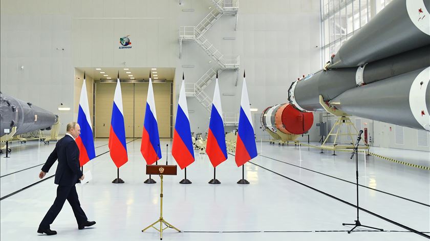 Rússia avisa EUA: Armar Ucrânia levará a “consequências imprevisíveis” a nível mundial