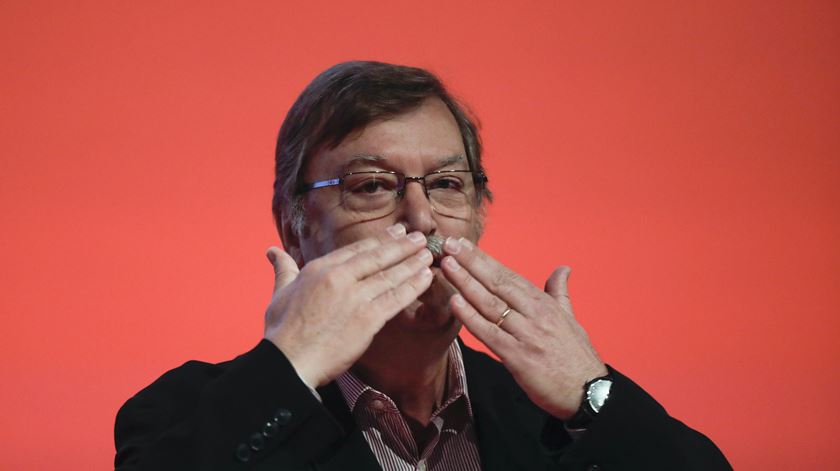 Carlos Silva responde aos críticos: "Não me arrependo de nada. O que está feito, está feito"