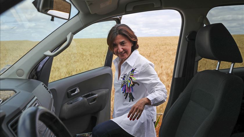 Ministra admite novas restrições ao uso da água para fins agrícolas