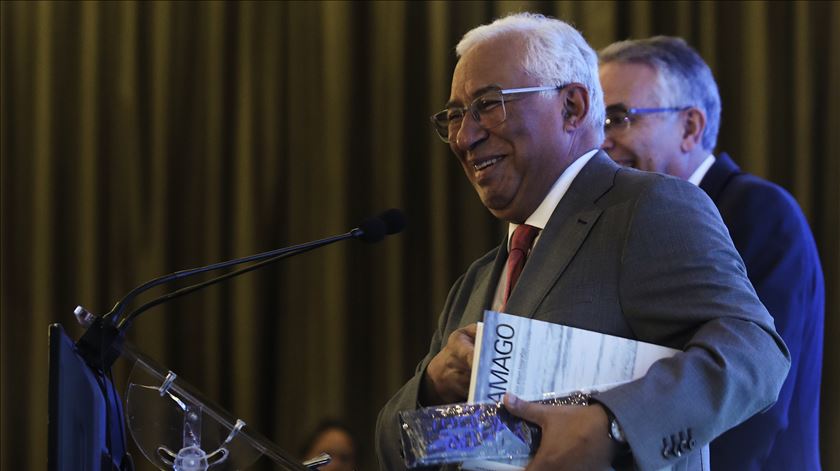 ​Novo aeroporto. Costa à espera do novo líder do PSD para uma decisão