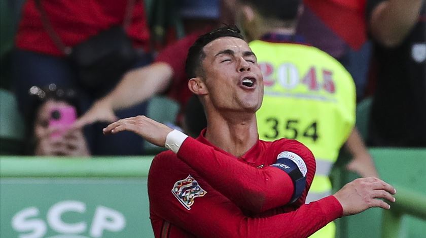 Rolls-Royce branco em Alvalade... ​Cristiano Ronaldo reage a rumores sobre o Sporting
