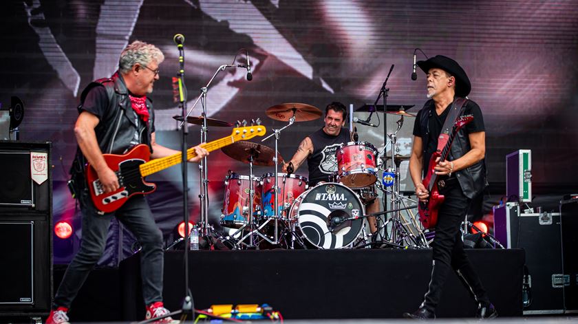 Festas da Cidade de Coimbra divulgam cartaz com "reis" do rock nacional
