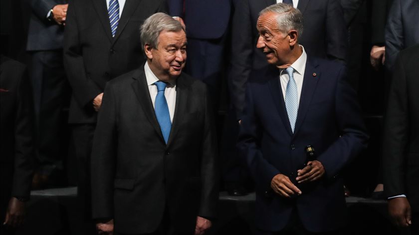 ​É preciso "virar a maré". Guterres pede soluções para “emergência oceânica”