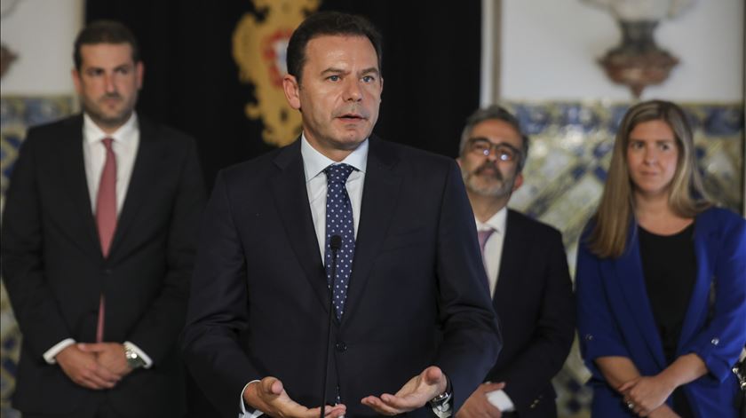 Montenegro e a regionalização. "Não perdemos tempo a alimentar uma discussão estéril"