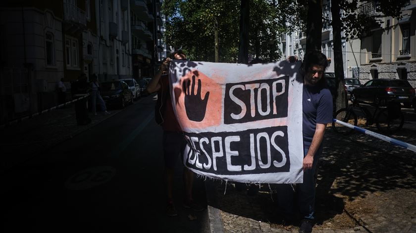 Despejos "sem dó nem piedade". Salvo algumas exceções, é “praticamente impossível”
