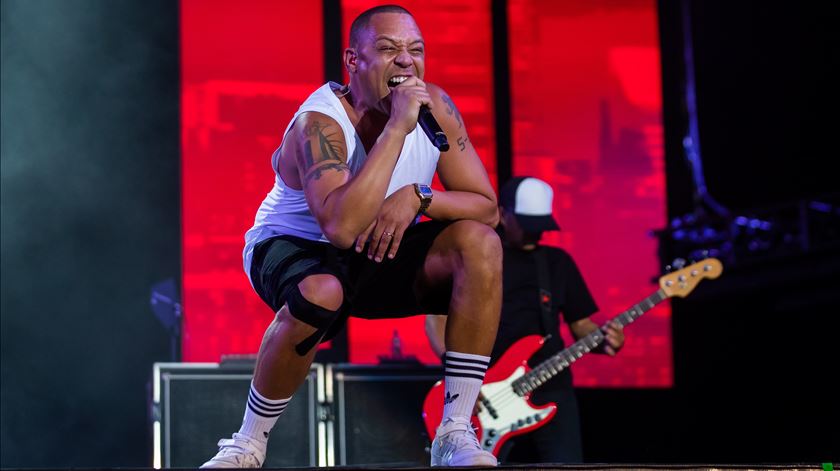 Festival Marés Vivas muda-se, traz Da Weasel e doa 5 euros por bilhete às vítimas do mau tempo
