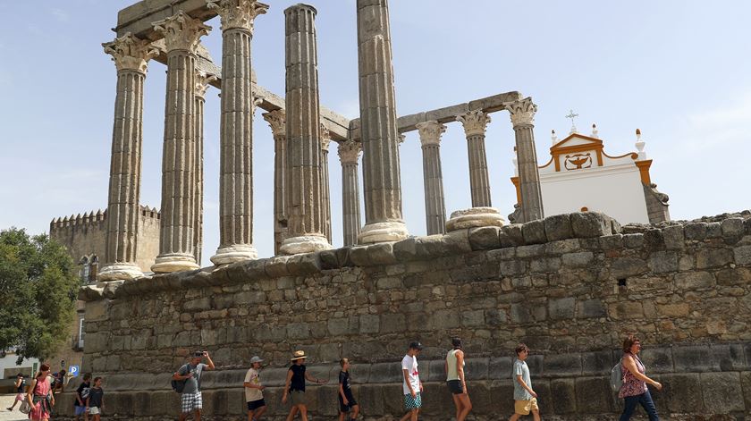 Évora escolhida para Capital Europeia da Cultura em 2027