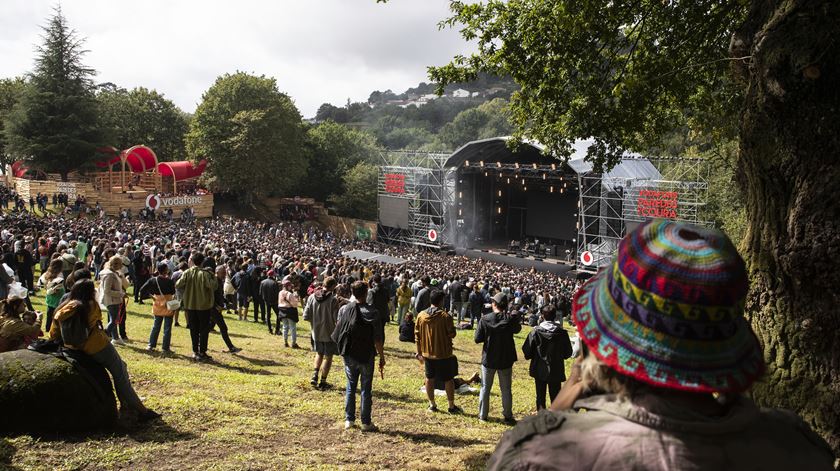 Paredes de Coura. "O festival é uma fábrica, gera riqueza", diz presidente da Câmara Paredes de Coura. "O festival é uma fábrica, gera riqueza", diz presidente da Câmara