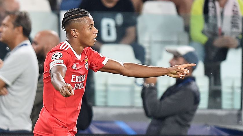 José Carlos aposta na titularidade de Neres frente à Juventus. Foto: Alessandro Di Marco/EPA