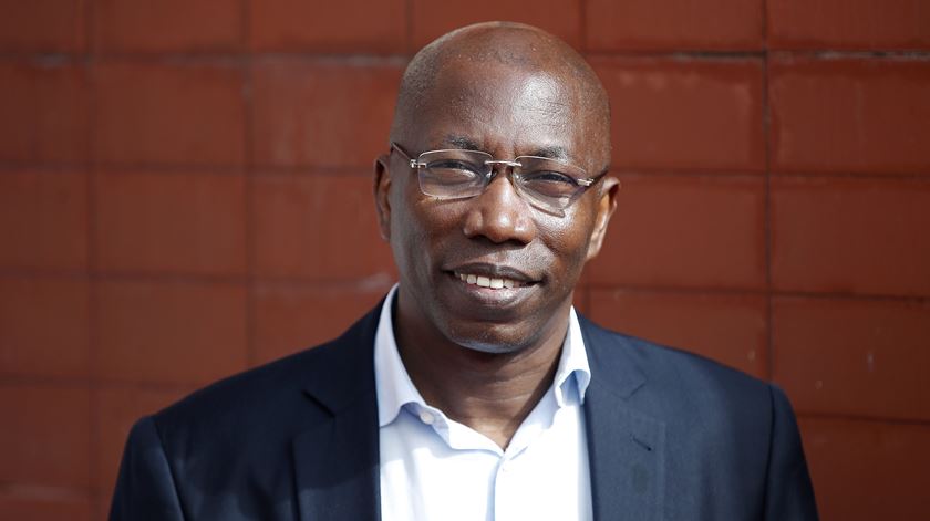 Guiné-Bissau. Libertado opositor Domingos Simões Pereira