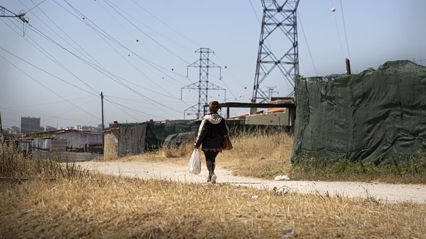 Todos os partidos querem combater a pobreza. Mas como o farão?