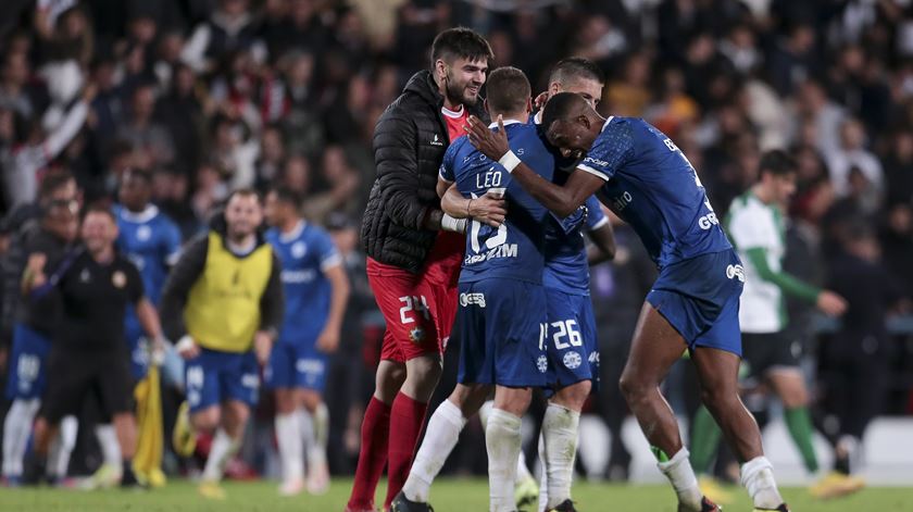 "Sporting não foi da primeira divisão contra o Varzim" - Tertúlia Bola Branca