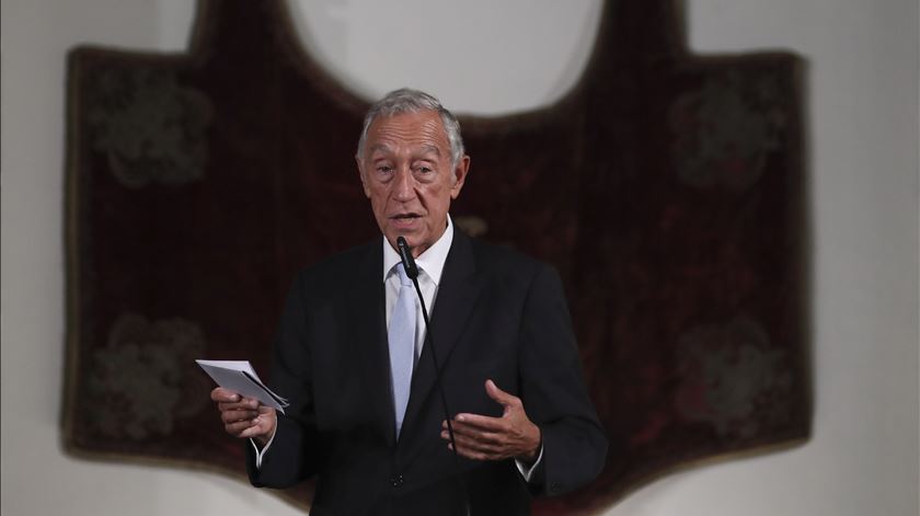 Políticos têm de "aprender a aceitar a crítica" sem "lamentação democrática", alerta Marcelo Políticos têm de "aprender a aceitar a crítica" sem "lamentação democrática", alerta Marcelo