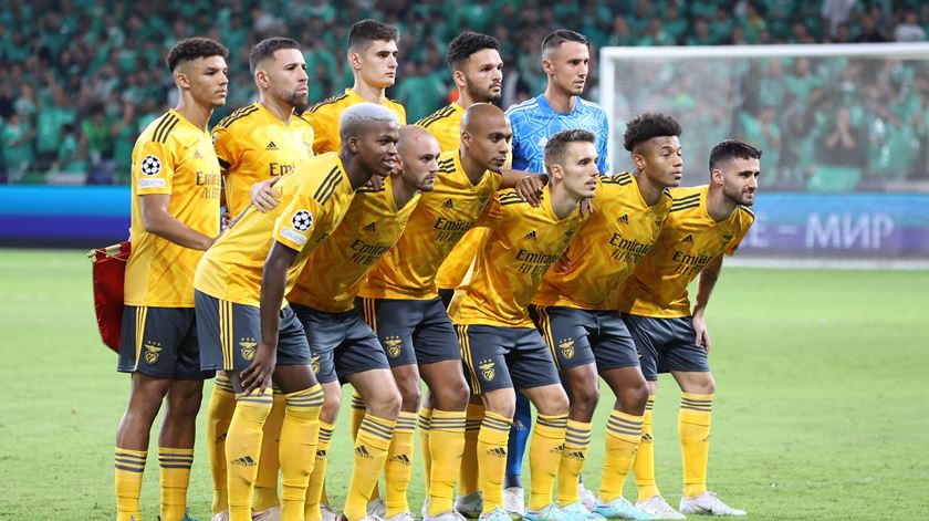 Benfica contra o Maccabi Haifa. Foto: Abir Sultan/EPA