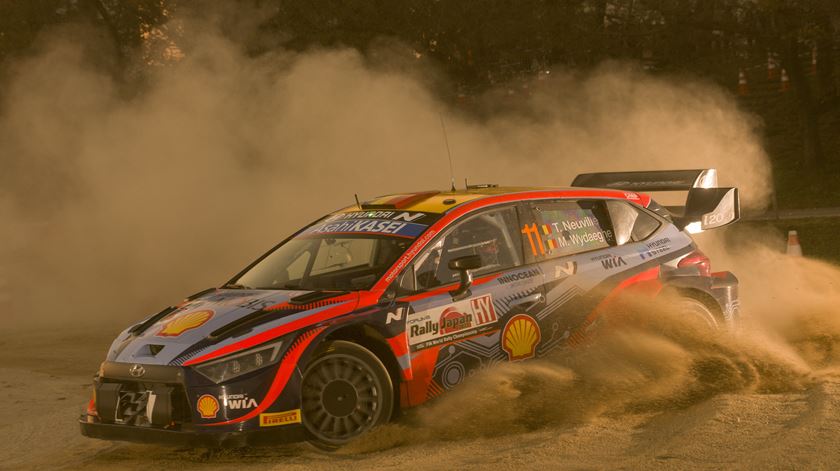 Thierry Neuville no WRC Rally Japan / Rali do Japão Foto: Reporter Media/EPA